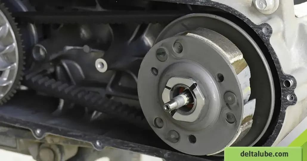 5 Ciri Kampas Ganda Motor Matic Aus, Segera Cek!