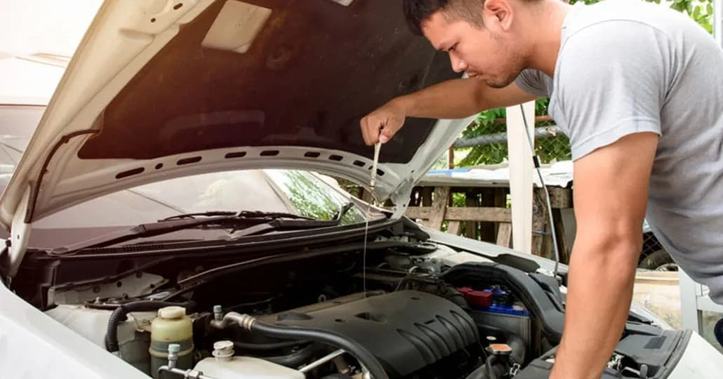 Biar Harga Jual Mobil Bekas Tinggi, Cek 17 Komponen Ini