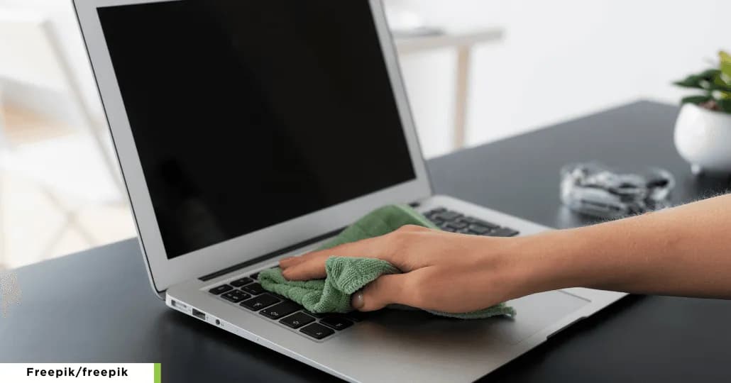 Cara Bersihkan Laptop. (Freepik/freepik)