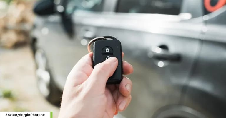 Alarm Mobil Tidak Bunyi. (Envato/SergioPhotone)