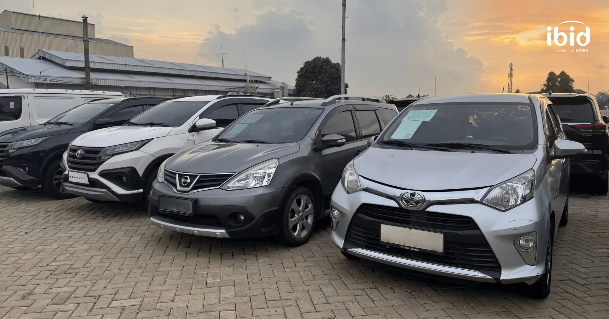 Mobil Bekas Surabaya. (PT Balai Lelang Serasi)