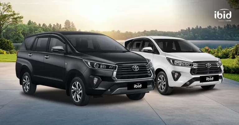 Mobil Toyota Innova. (PT Balai Lelang Serasi)