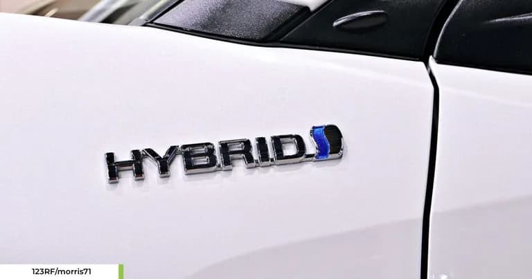 Logo Mobil Hybrid. (123RF/morris71)