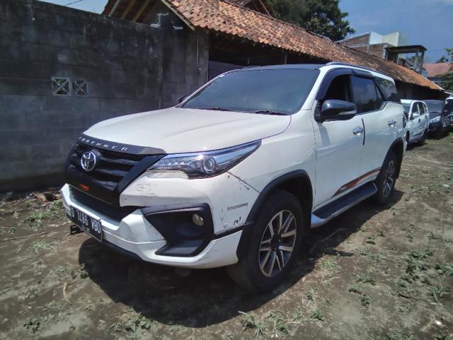 e1723ys-fortuner-2016-62039207522