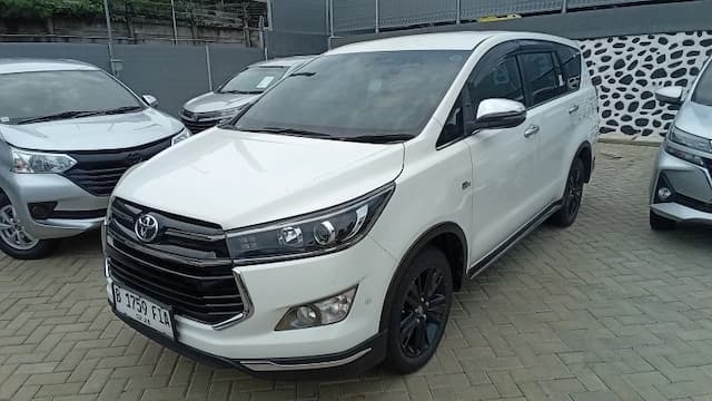 b1759fia-innova-2018-62311059756