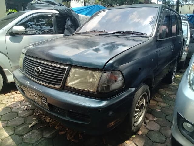 d1760gb-kijang-2002-62444529856