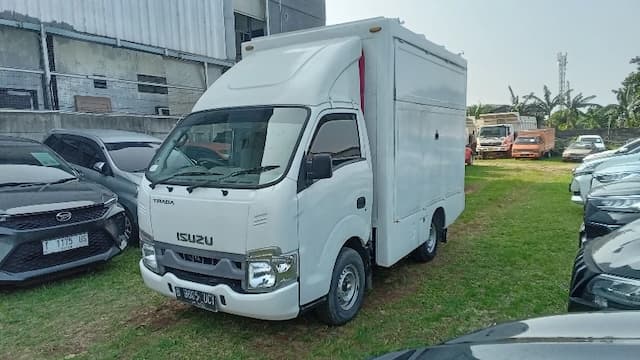 b9605ucy-traga-2021-62449809756