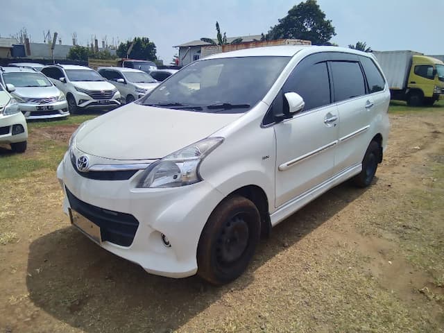 b612ara-avanza-2014-624955110119