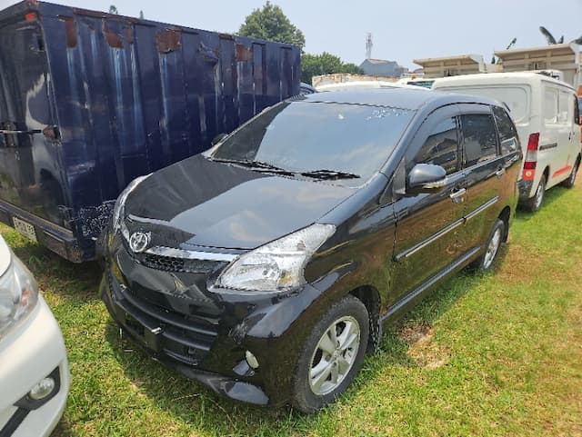 b2895kvi-avanza-2013-625037210119