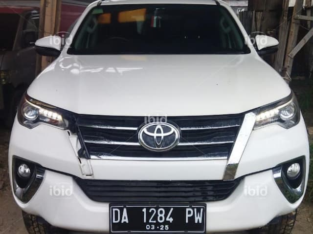 da1284pw-fortuner-2020-62184458295