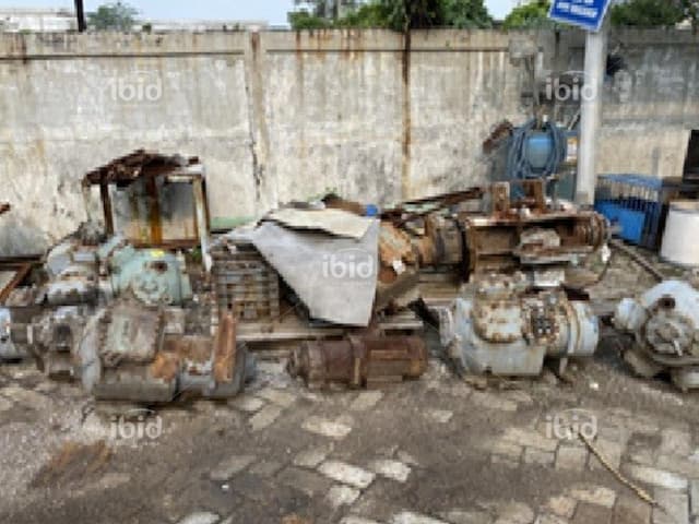 scr9814n00289-222344459111