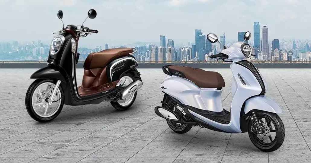 Beda 5 Juta, Pilih Honda Scoopy 2023 atau Yamaha Grand Filano?
