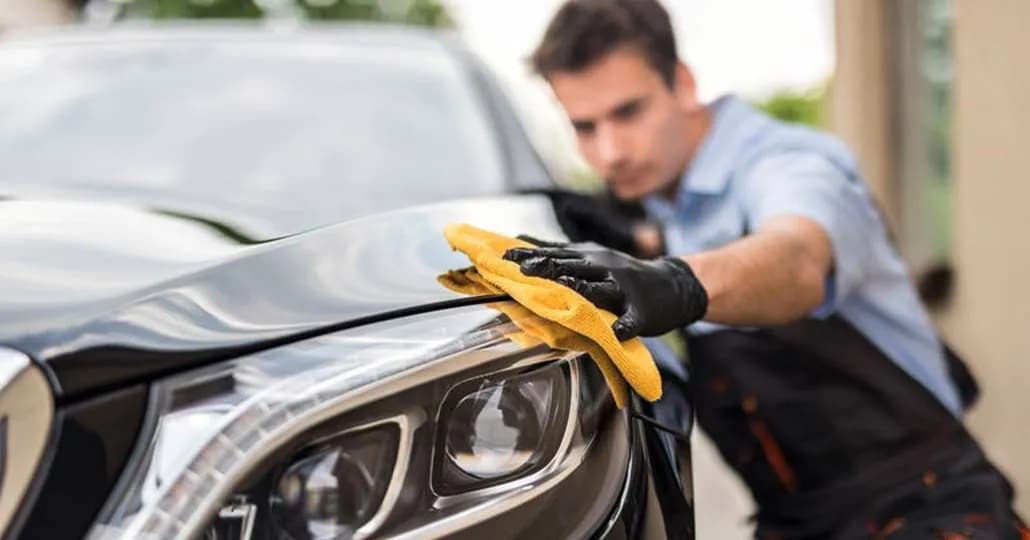 3 Cara Menghilangkan Jamur pada Mobil