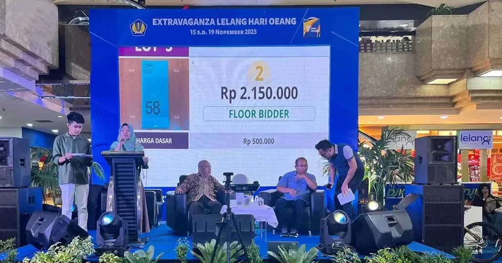 Hari Oeang 2023, IBID Surabaya Gelar Lelang Lifestyle