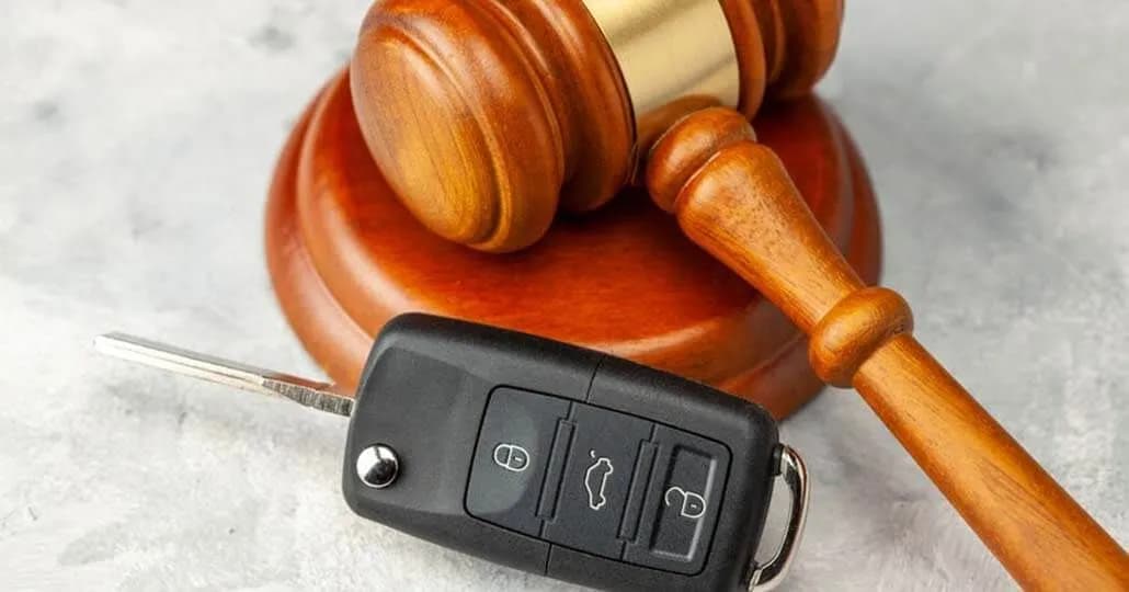 4 Alasan Harus Jual Mobil Bekas di Balai Lelang