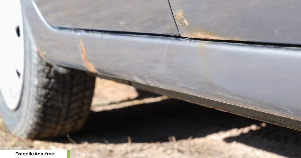 Mobil bekas berkarat. (Freepik/Ana-free)