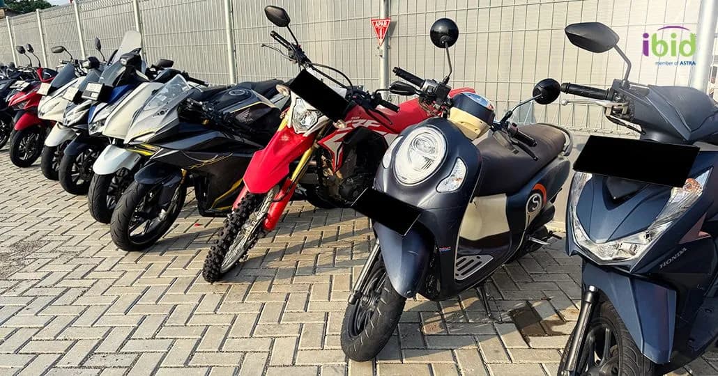 Beli motor matic bekas atau motor bebek bekas. (PT Balai Lelang Serasi)
