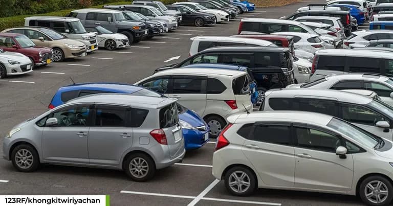 Mobil bekas murah. (123RF/khongkitwiriyachan)